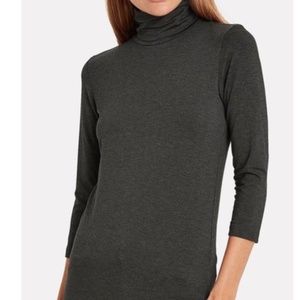 L’Agence heather gray 3/4 sleeve turtleneck S/P